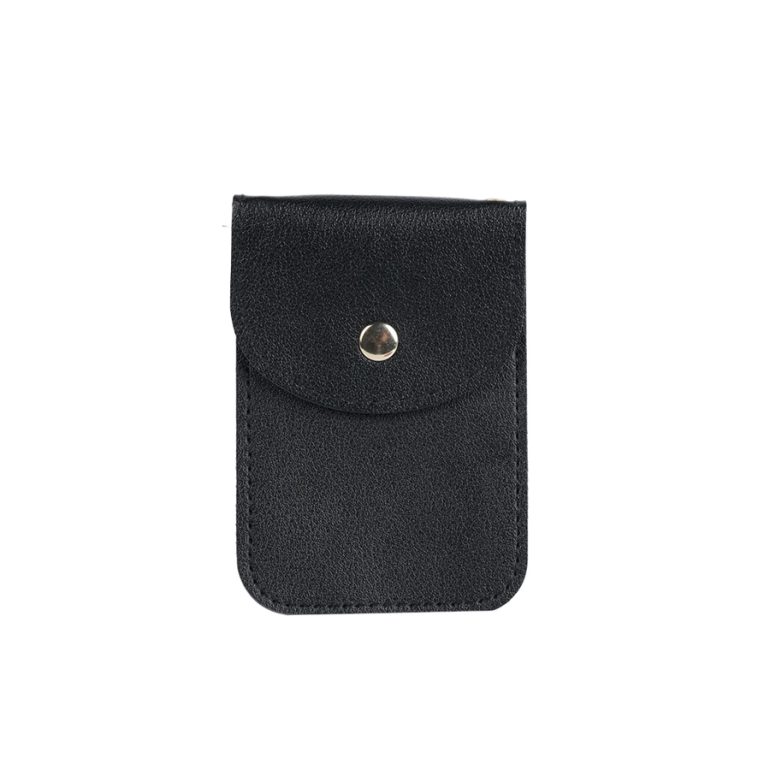 BOLSILLO TIPO TARJETERO CON CORREA NEGRO